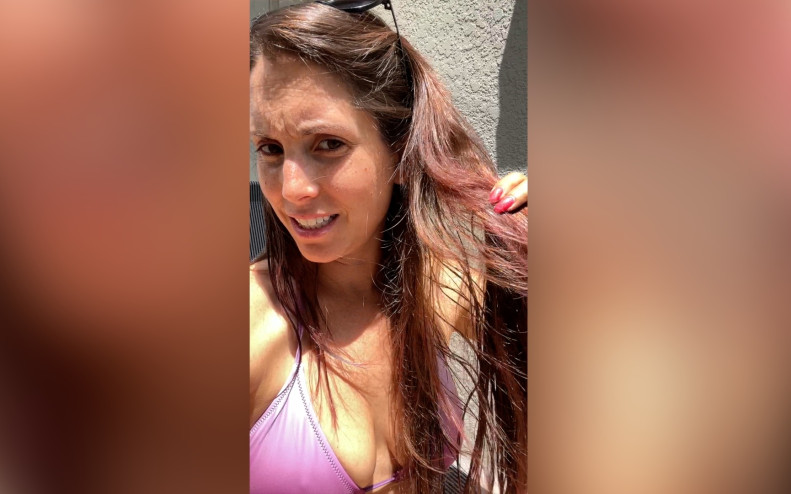 VLOG: Facial Cumshot Makeup Titty Shaking Bikini Top Cuckold JOI